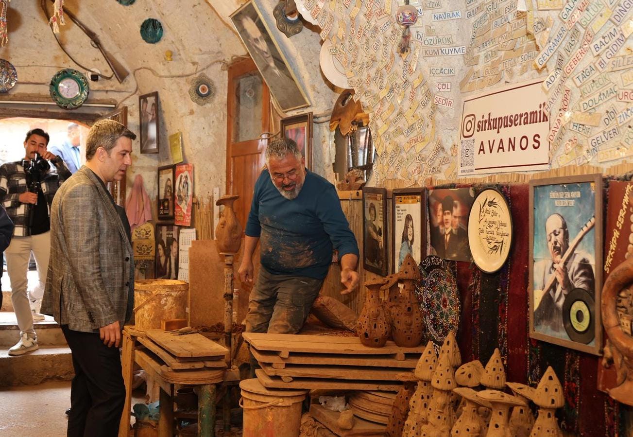 Kapadokya Alan Başkanı Cem Aslanbay, Avanos Seramik Ustalarıyla Buluştu